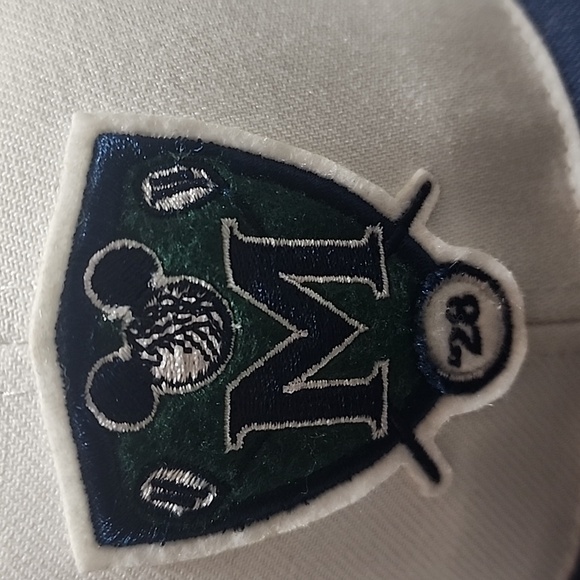 Hat - Picture 3 of 3